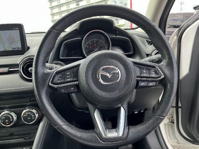 MAZDA DEMIO 2018