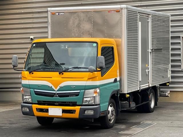 MITSUBISHI CANTER 2018