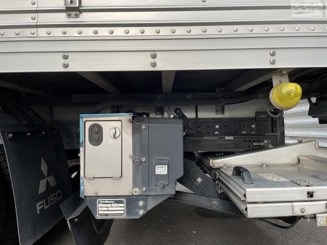 MITSUBISHI CANTER 2018