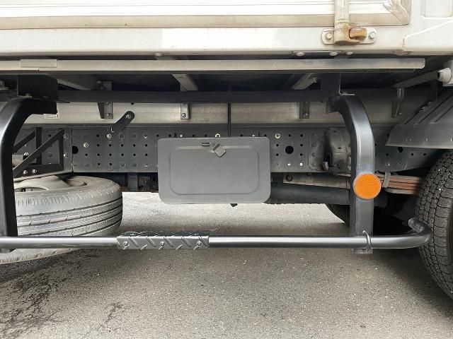 MITSUBISHI CANTER 2018