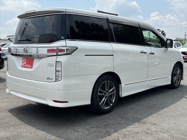 NISSAN ELGRAND 2012
