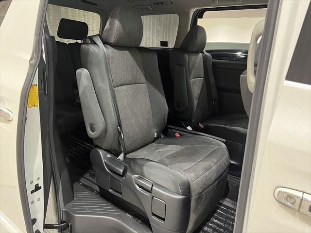 TOYOTA VELLFIRE  HYBRID 4WD 2012