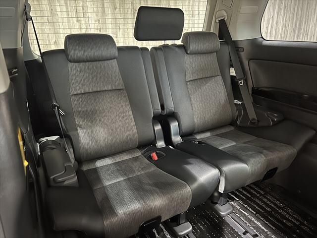 TOYOTA VELLFIRE  HYBRID 4WD 2012