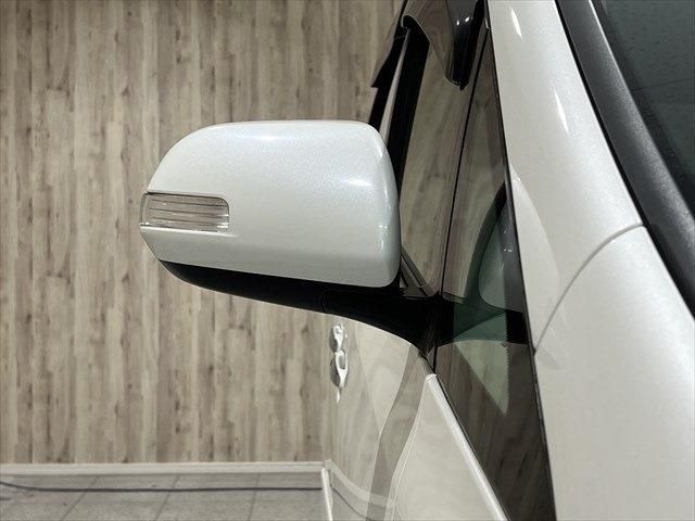 TOYOTA VELLFIRE  HYBRID 4WD 2012