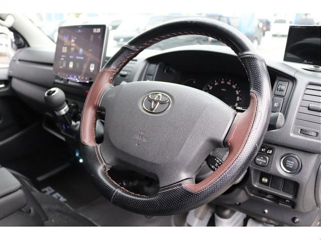 TOYOTA HIACE van 1.25t 2WD 2016