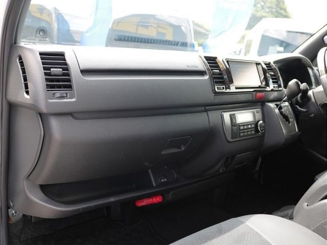 TOYOTA HIACE van 2WD 2020