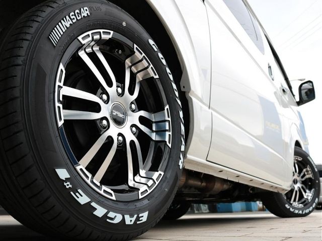 TOYOTA HIACE van 2WD 2024