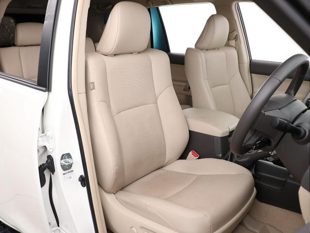 TOYOTA LANDCRUISER PRADO 2023