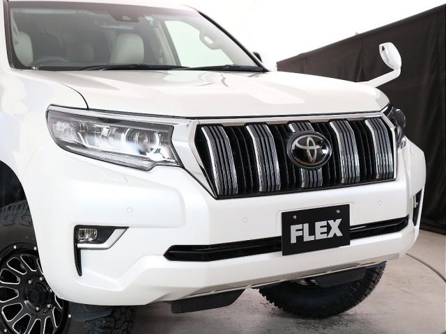 TOYOTA LANDCRUISER PRADO 2023