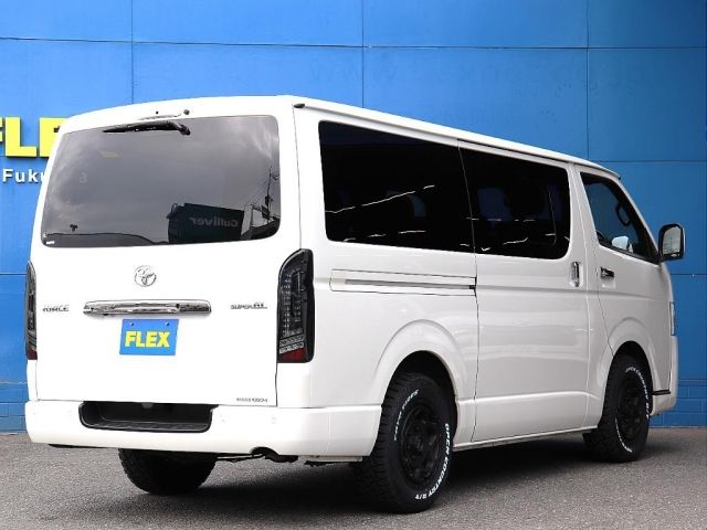TOYOTA HIACE van 2WD 2022