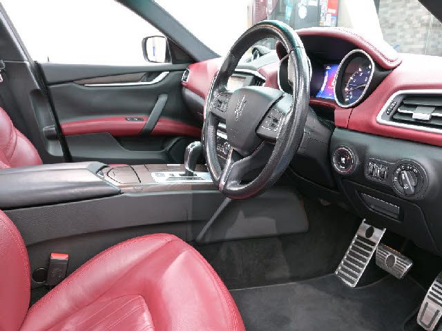 MASERATI MASERATI GHIBLI Sedan 2014