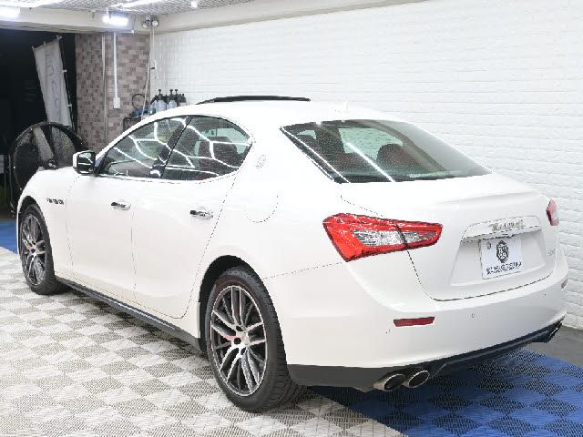 MASERATI MASERATI GHIBLI Sedan 2014