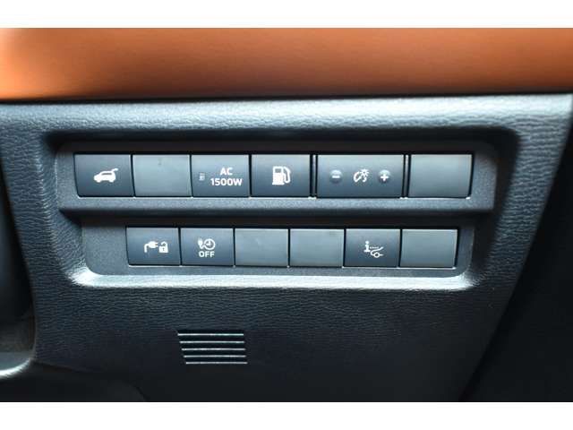 MITSUBISHI OUTLANDER PHEV 2024