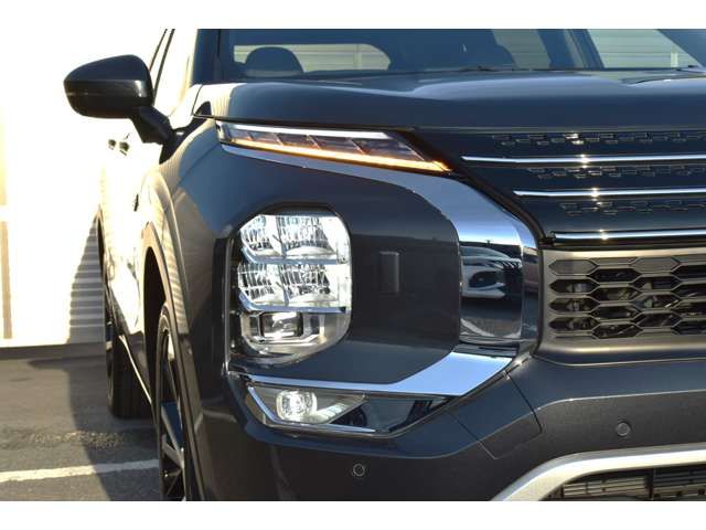 MITSUBISHI OUTLANDER PHEV 2024