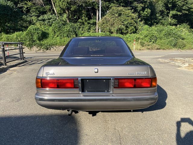 TOYOTA MARK2 sedan 1989