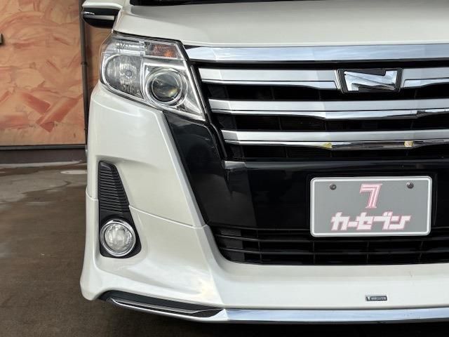 TOYOTA NOAH 2015