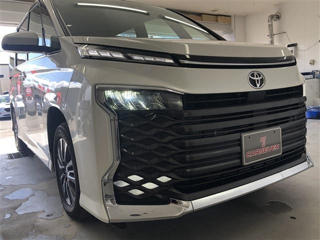 TOYOTA VOXY 4WD 2024