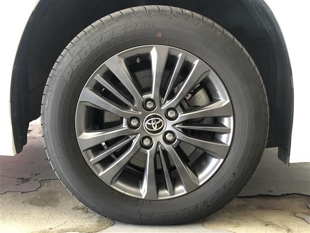 TOYOTA VOXY 4WD 2024