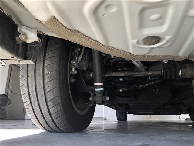 TOYOTA VOXY 4WD 2024