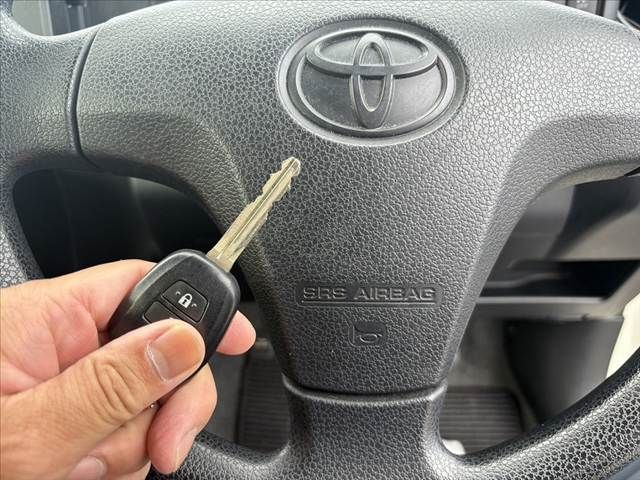 TOYOTA PROBOX van 2WD 2015