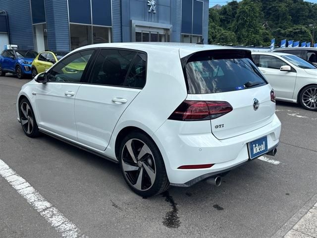 VOLKSWAGEN VOLKSWAGEN GOLF GTI 2017