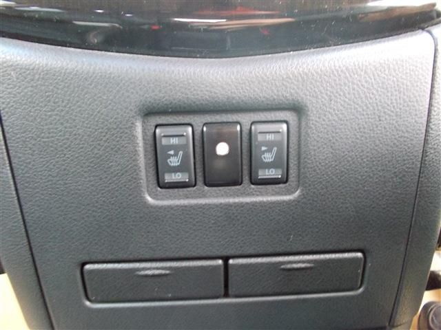 NISSAN ELGRAND  4WD 2020