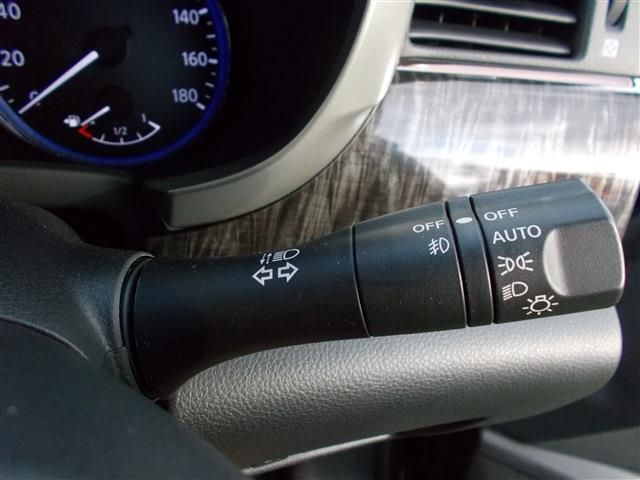 NISSAN ELGRAND  4WD 2020