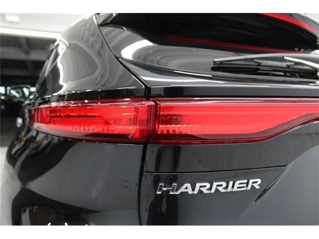 TOYOTA HARRIER HYBRID 2020