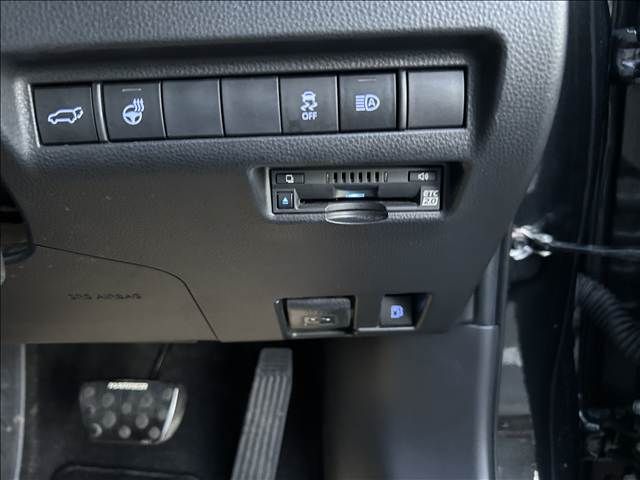 TOYOTA HARRIER HYBRID 2020