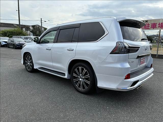 TOYOTA LEXUS LX570 AWD 2019