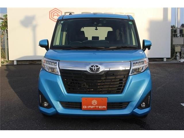 TOYOTA ROOMY 2017