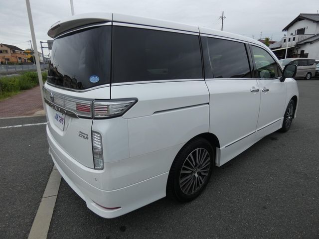 NISSAN ELGRAND 2021