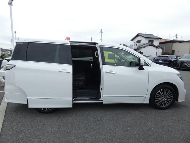 NISSAN ELGRAND 2021
