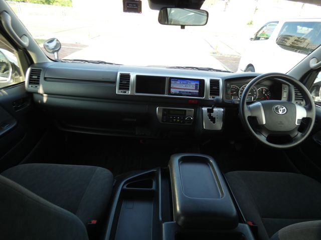 TOYOTA HIACE wagon 2019