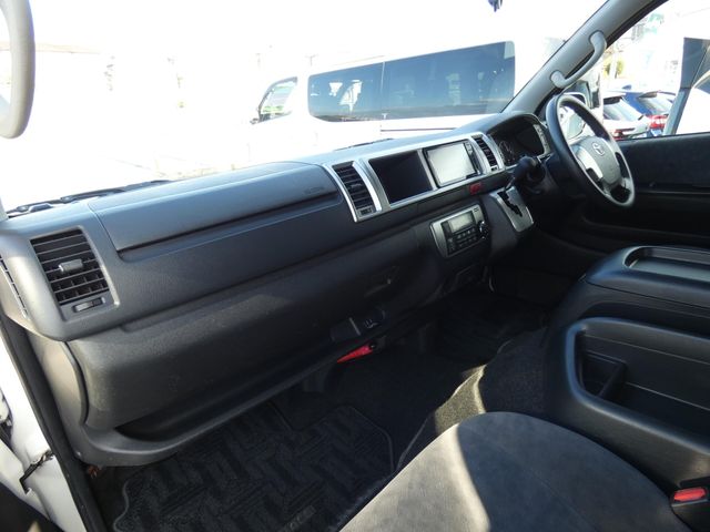 TOYOTA HIACE wagon 2019