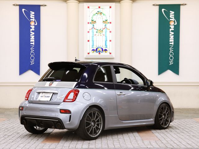 FIAT ABARTH 695 2019
