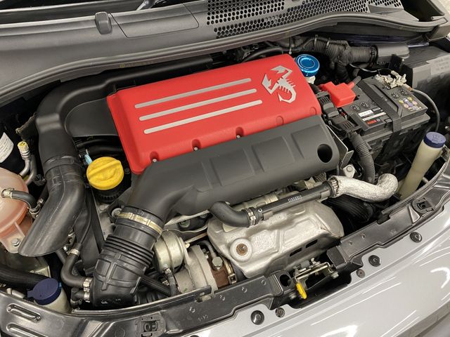 FIAT ABARTH 695 2019