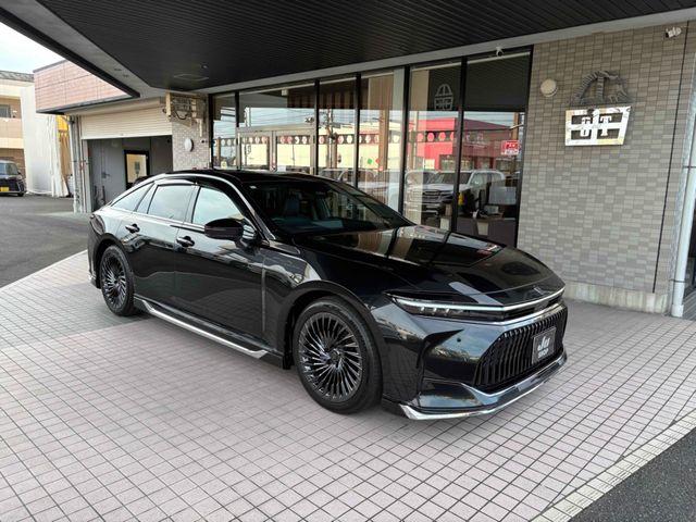 TOYOTA CROWN sedan hybrid 2023