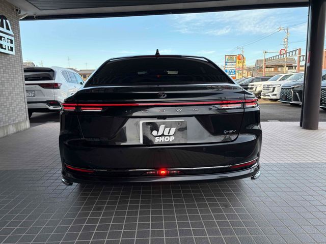 TOYOTA CROWN sedan hybrid 2023