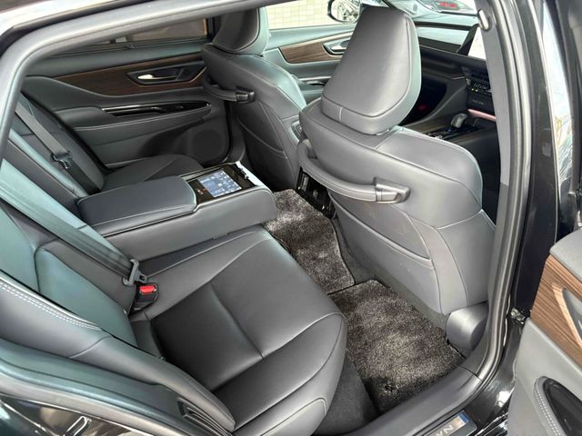 TOYOTA CROWN sedan hybrid 2023