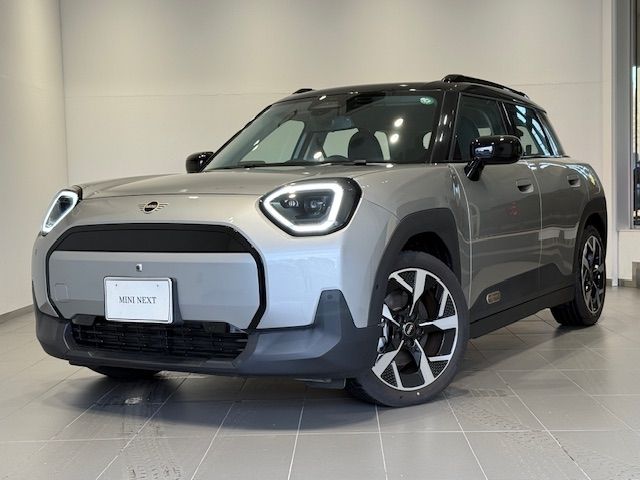 BMW MINI ACEMAN 2024