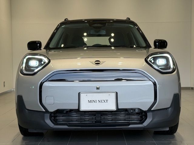 BMW MINI ACEMAN 2024