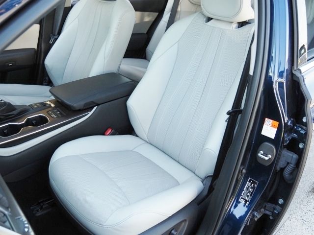 TOYOTA CROWN sedan hybrid 4WD 2021