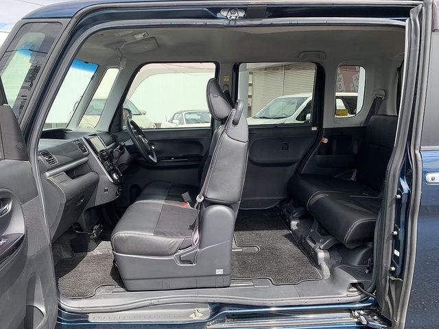 DAIHATSU TANTO CUSTOM 2019