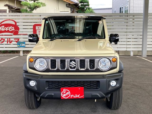 SUZUKI JIMNY NOMADE 2025