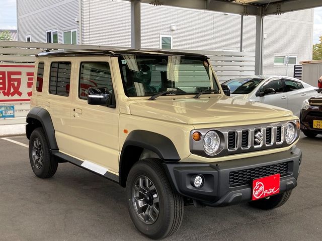 SUZUKI JIMNY NOMADE 2025