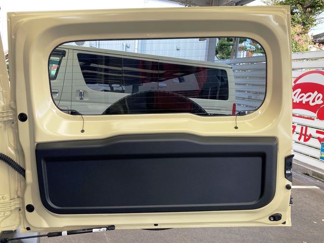 SUZUKI JIMNY NOMADE 2025