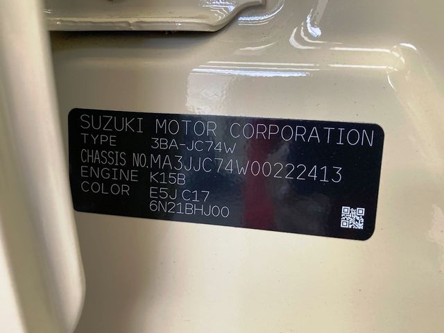 SUZUKI JIMNY NOMADE 2025