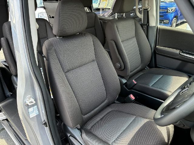 HONDA FREED HYBRID 4WD 2022