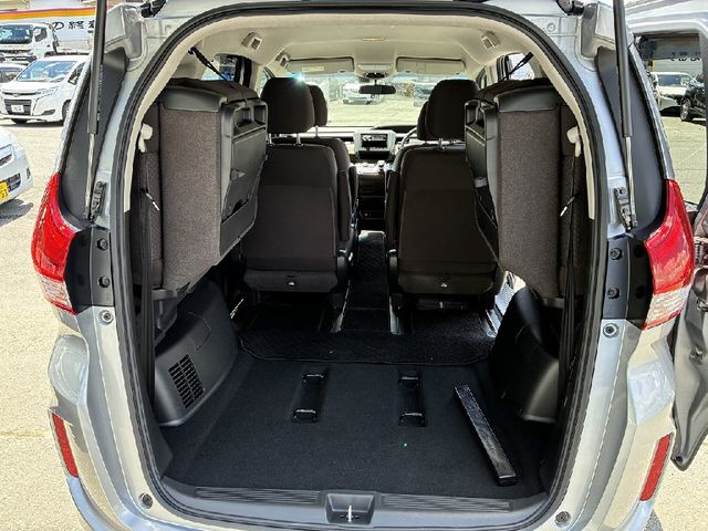 HONDA FREED HYBRID 4WD 2022